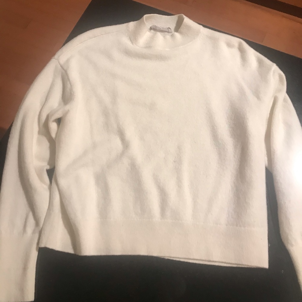 Everlane cashmere sweater.